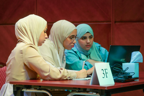 The IT Club Organizes Coding Battle Competition