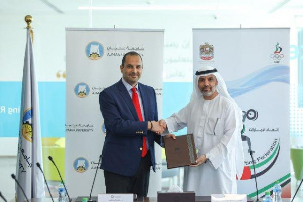 جامعة عجمان توقع مذكرة تفاهم مع اتحاد الإمارات لرفع الأثقال