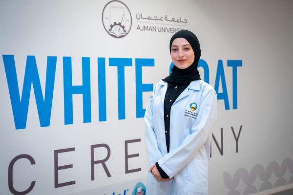 Ajman University’s College of Dentistry Celebrates White Coat Ceremony