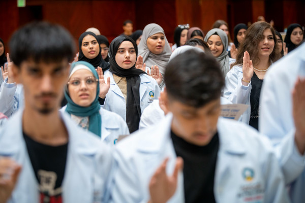 Parents Applauded as True Heroes at White Coat Ceremony for Pharmacy Students at Ajman University