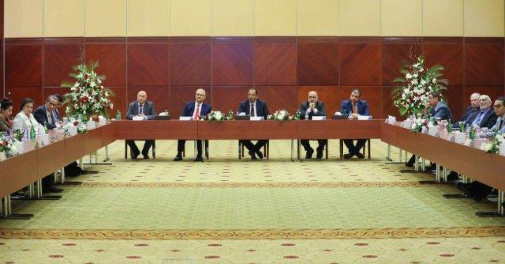 جامعة عجمان تستقبل عدداً من الدبلوماسيين المعتمدين في الدولة