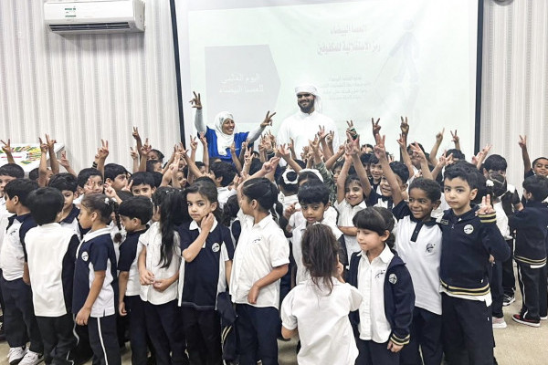 أحمد الكعبي يرفع شعار الأمل في يوم العصا البيضاء العالمي