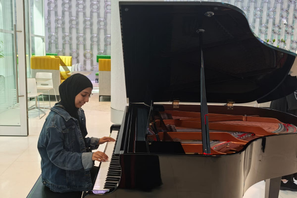 Mass Communication Students' Trip to Mohammed Bin Rashid Library in Dubai