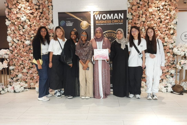 Miss Pink Women’s Wellness Exhibition by the Woman Business Circle at Burjuman Mall, with an outdoor trip to Al Seef Heritage Souk, Dubai! _0