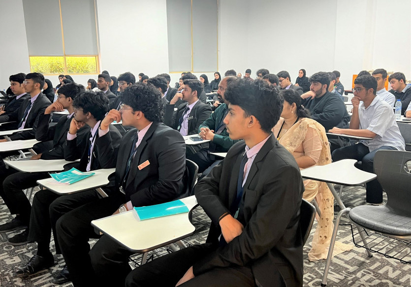 Department of Finance Hosts 'Your Gateway to the World of Finance' Session for High School Students