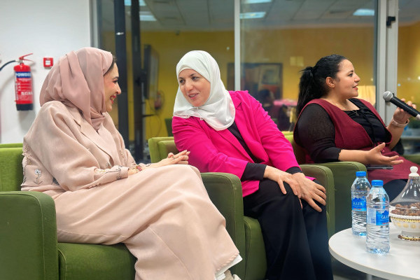 New Residents’ Meet and Greet Featuring the Dean of Student Services _12