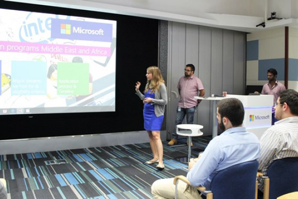 Graduates Visit Microsoft Dubai