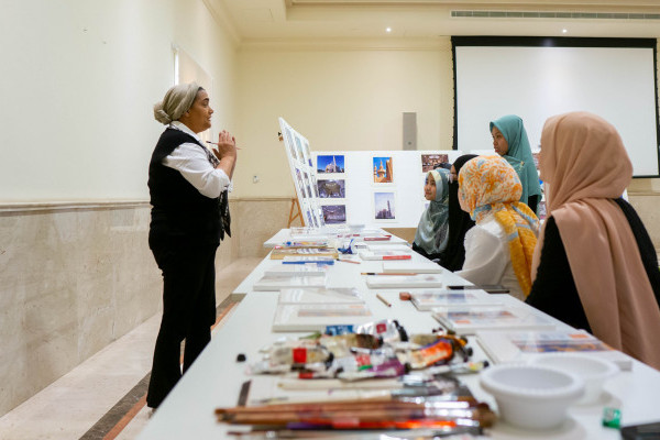 The Fine Arts Center Organizes Art Workshop During 'Artistic Radiance' Competition